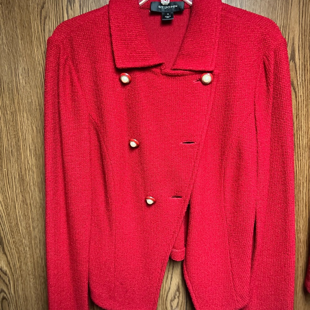 St. John Santana Collection Knit Blazer w/pearl buttons & red trimming.